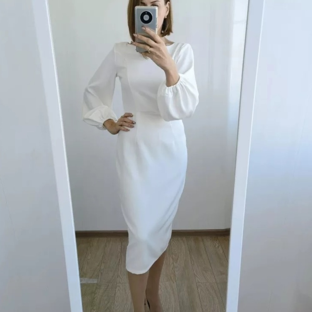 Backless Midi Dress - Picture 8 of 16